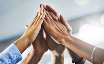 Aceve slaat slag in Benelux met overnames Syntess Group en KPD