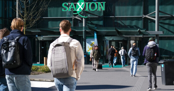 Internationale studenten: ‘Maak Nederlands leren op Saxion veel makkelijker’