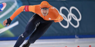 Naast drama ook “een beetje paniek” in Nederlandse kamp: zilveren Jenning de Boo vergat… zijn schaatsen