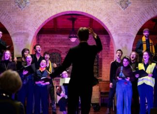 Nederlands Studenten Kamerkoor brengt in de Paduakerk het programma ‘Overwoekerd’