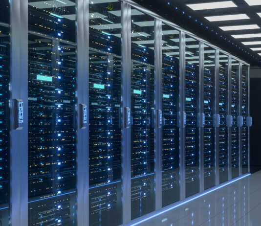 Toezichthouders willen dat Nederlandse overheid zelf meer EU-software inkoopt