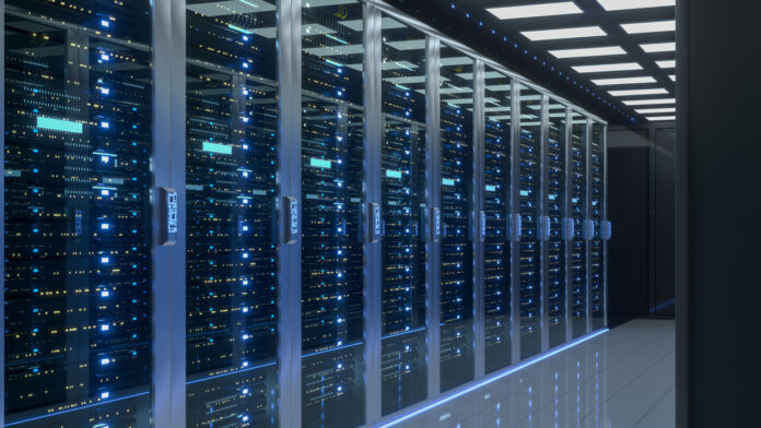 Toezichthouders willen dat Nederlandse overheid zelf meer EU-software inkoopt
