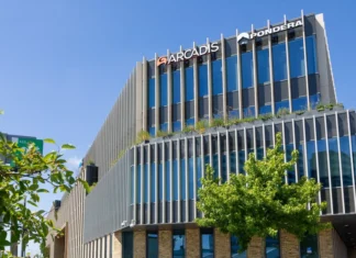 Canadese concurrent zet overnamebod op Nederlandse Arcadis door